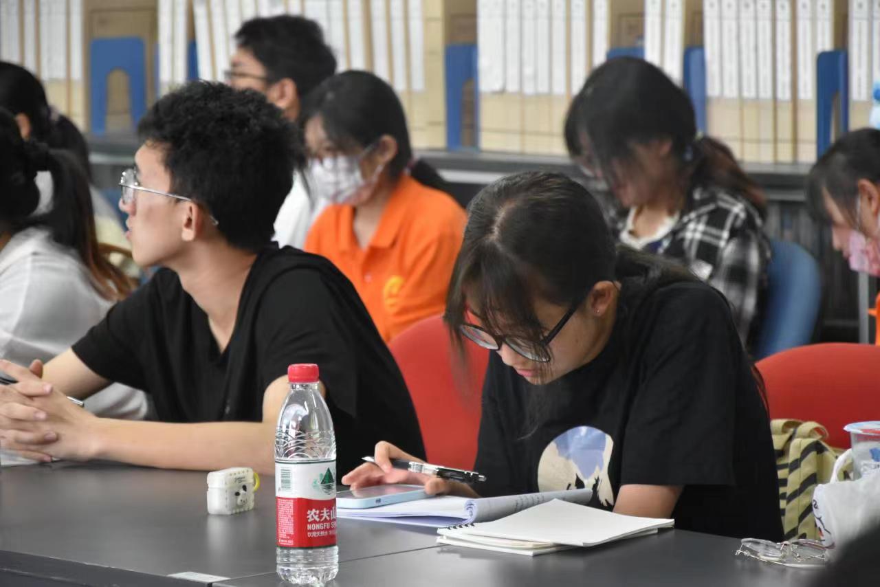 南京大学周群教授解读“徐渭的艺术与人生”